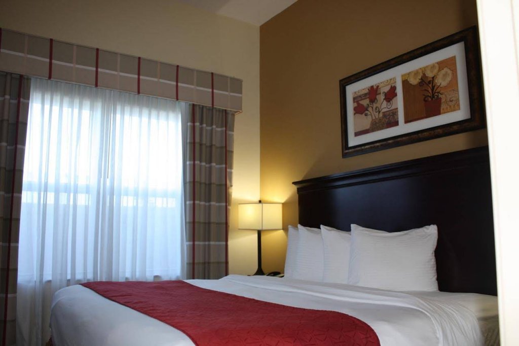 Фото Country Inn & Suites by Radisson, Tampa Airport North, Fl