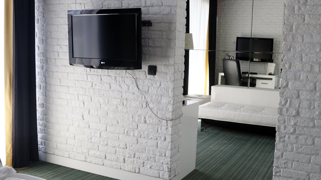 Фото Hotel Crystal