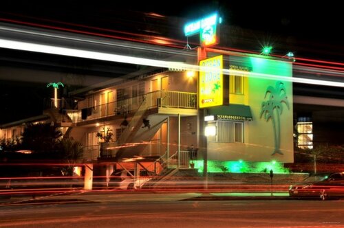 Гостиница Ocean Lodge Santa Monica Beach Hotel в Санта Монике