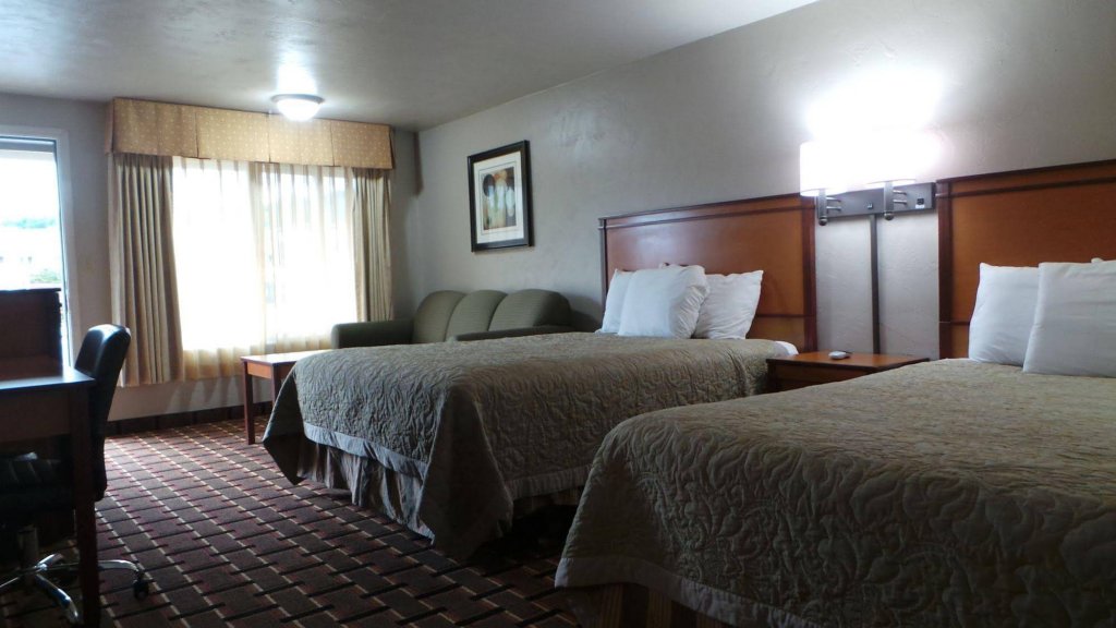 Фото Anchor Bay Inn