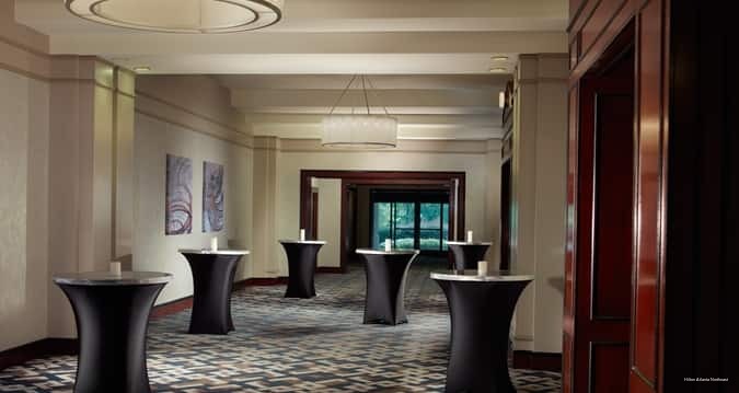 Фото Hilton Atlanta Northeast