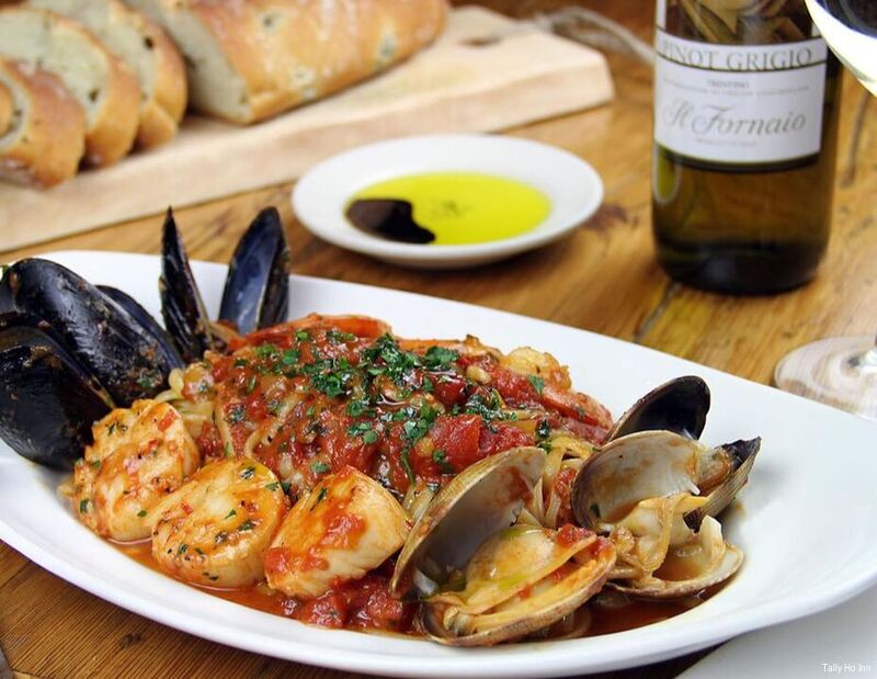 Фото Tally Ho Inn