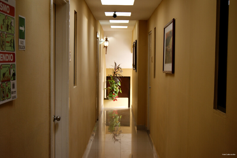 Фото Hotel California Mar