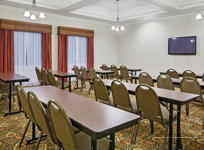 Фото Americas Best Value Inn & Suites Gun Barrel City