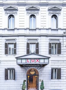 Raeli Hotel Lux
