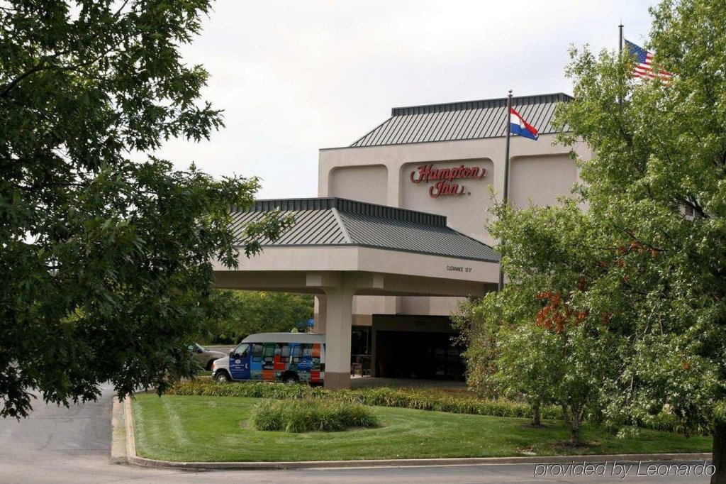 Фото Hampton Inn Kansas City-Airport