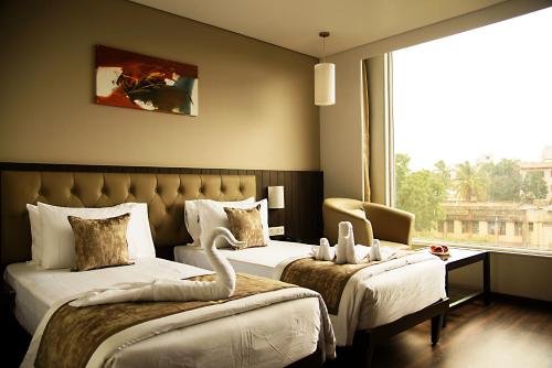 Фото The Phlox Hubballi