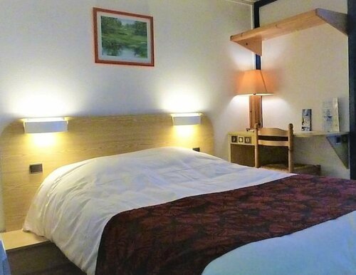 Гостиница Brit Hotel Le Beaulieu в Пуатье
