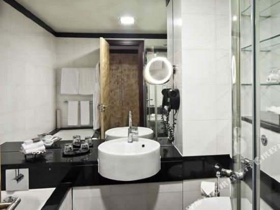 Фото Leonardo Royal London St Paul’s