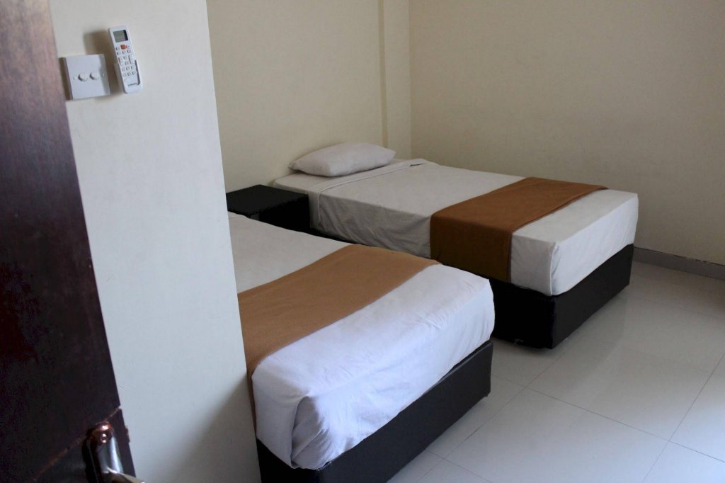 Фото Hotel Ayu Beach Inn