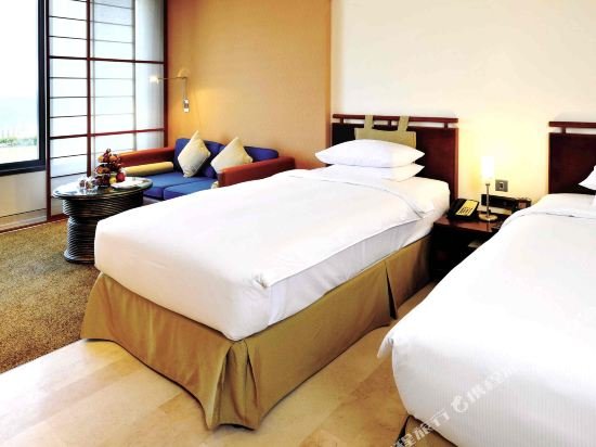 Фото Hilton Kuwait Resort