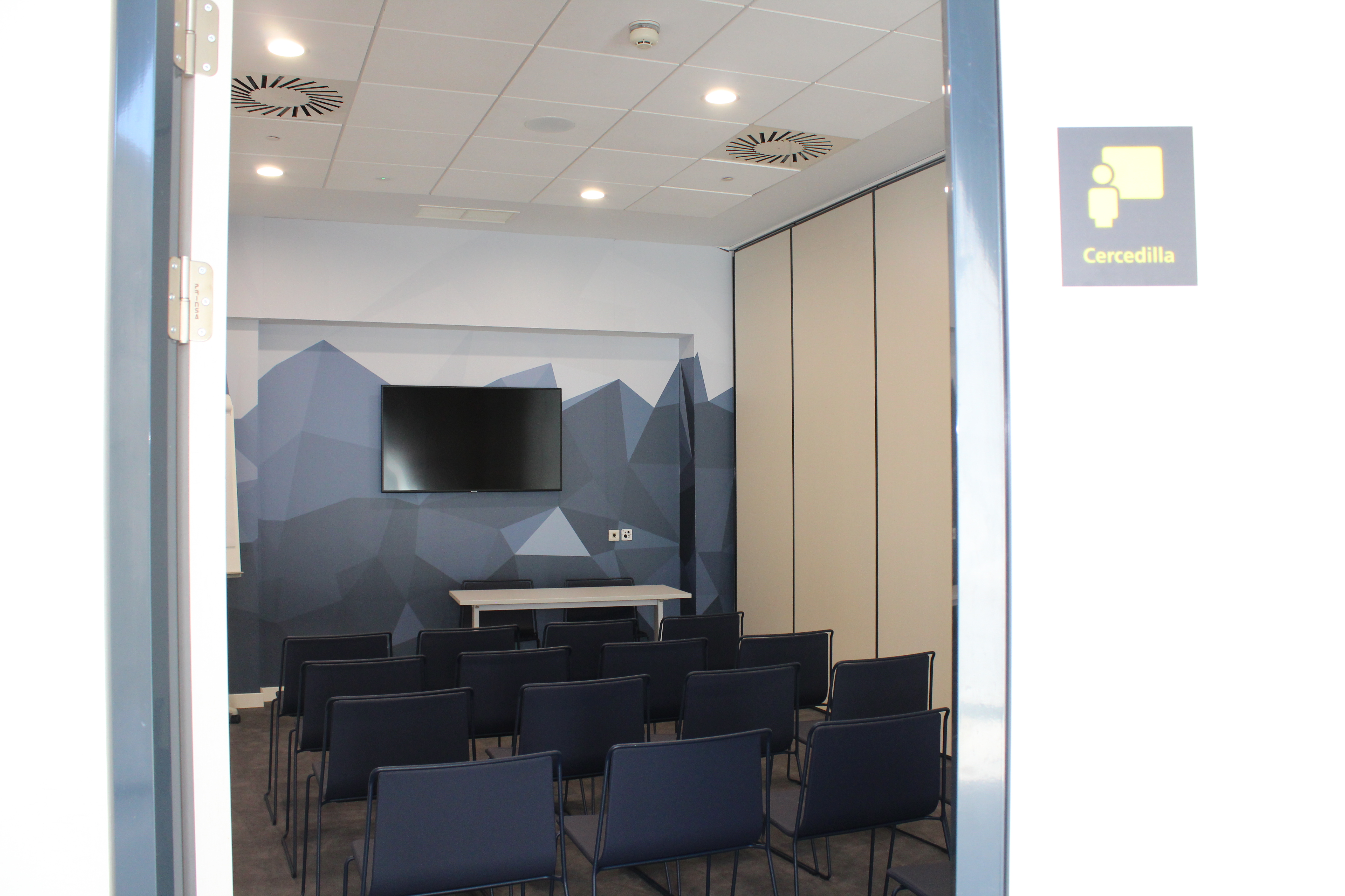 Фото Hampton by Hilton Alcobendas Madrid