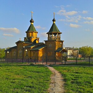 Holy Trinity Church (selo Malotroitskoye, Shkolnaya ulitsa, 19), orthodox church