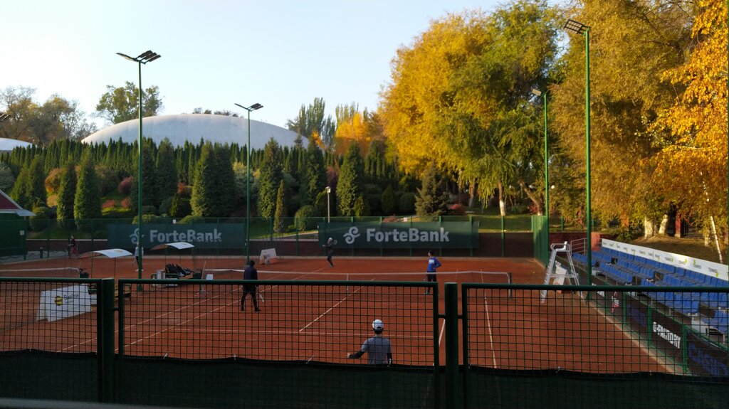 çok amaçlı spor tesisleri — Gorky tennis park — Almatı, foto №%ccount%