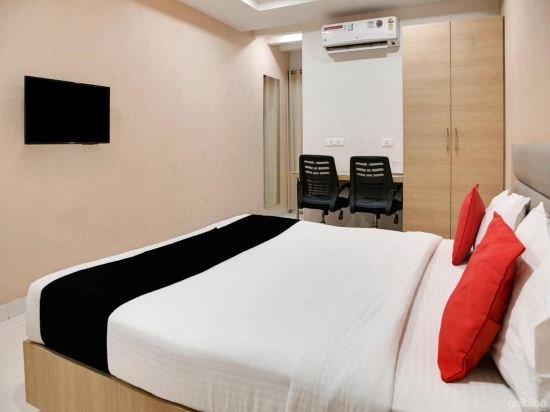 Фото Veeraj Suites