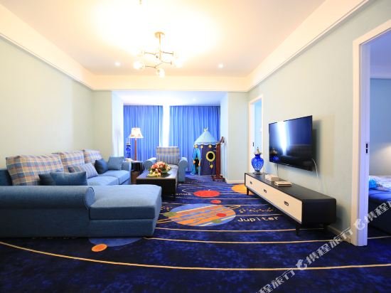 Фото Economic Trade Hotel