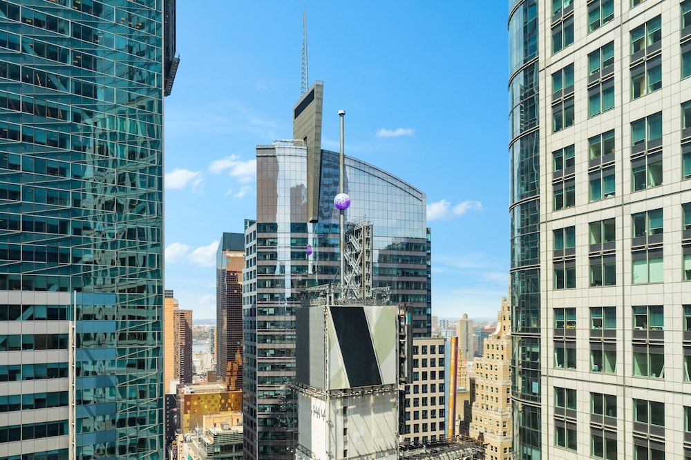 Фото Hilton Garden Inn New York-Times Square Central