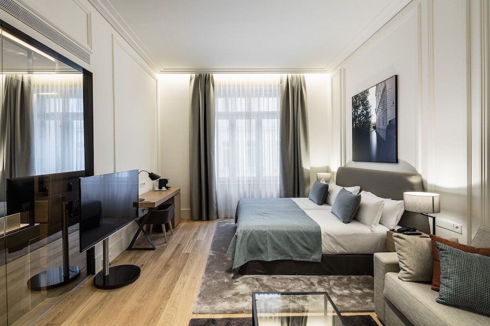 Фото Small Luxury Hotels of the World