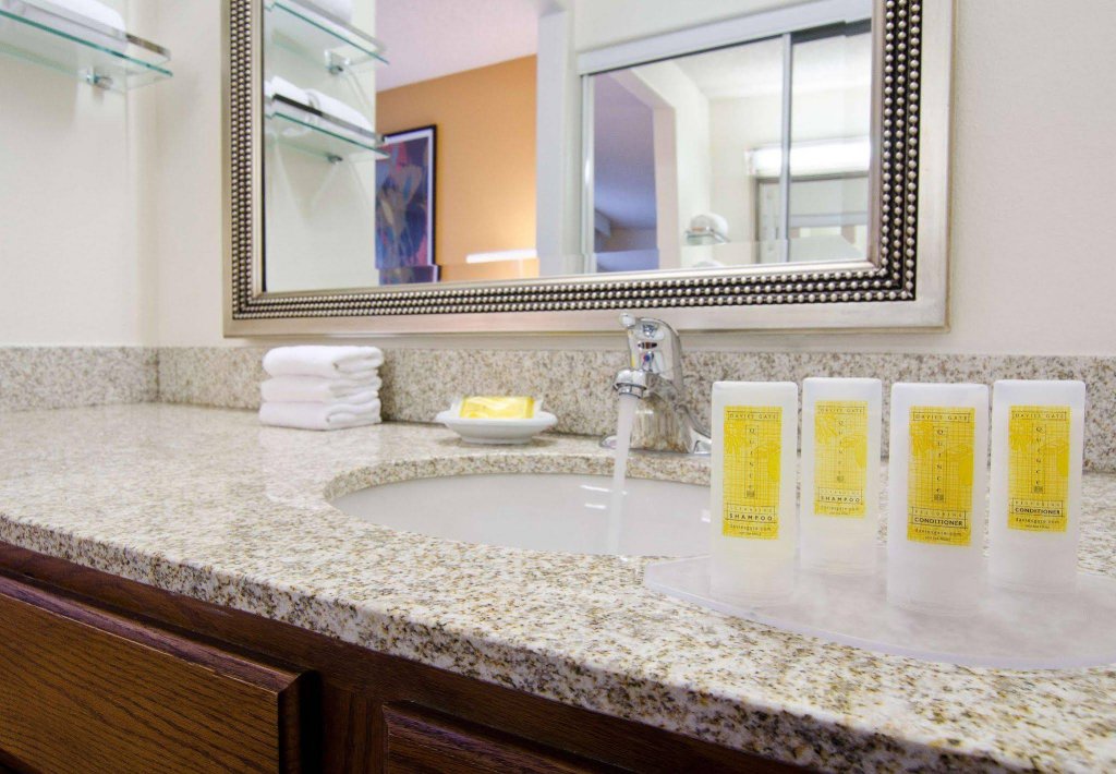 Фото Sonesta Es Suites Reno