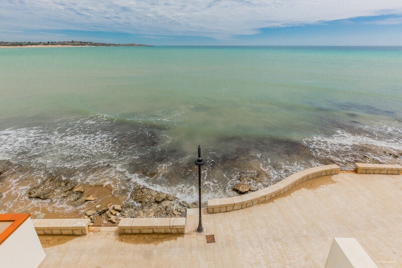 Фото Novecento Scicli