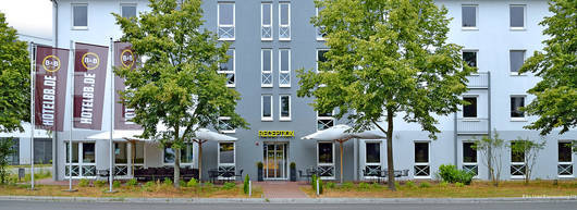 Фото B&b Hotel Braunschweig-City