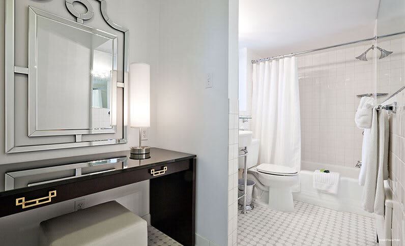 Фото State Plaza