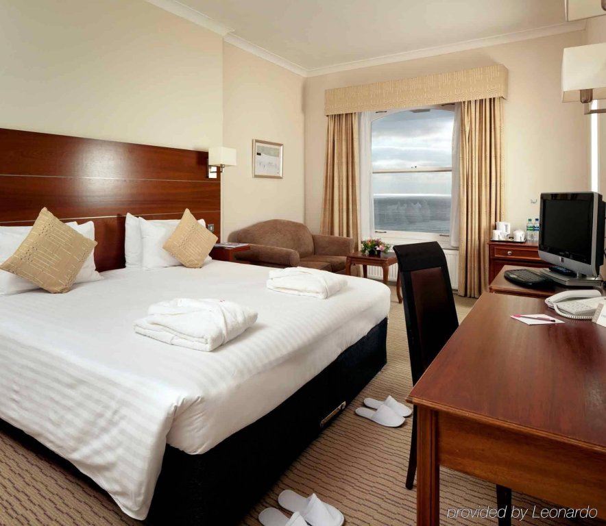 Фото Mercure Brighton Seafront Hotel