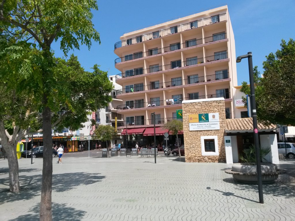Фото The Blue Apartments by Ibiza Feeling