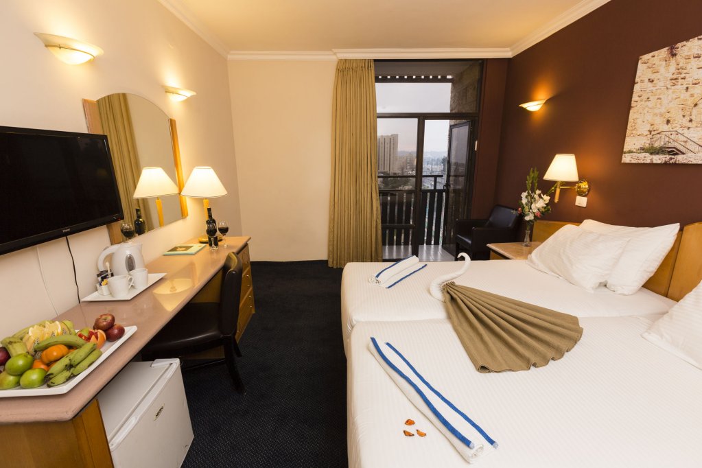 Фото Jerusalem Gardens Hotel