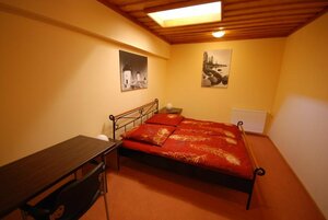 Moving Rooms (Lower Austria, Neunkirchen, Bundesstraße, 5), hotel
