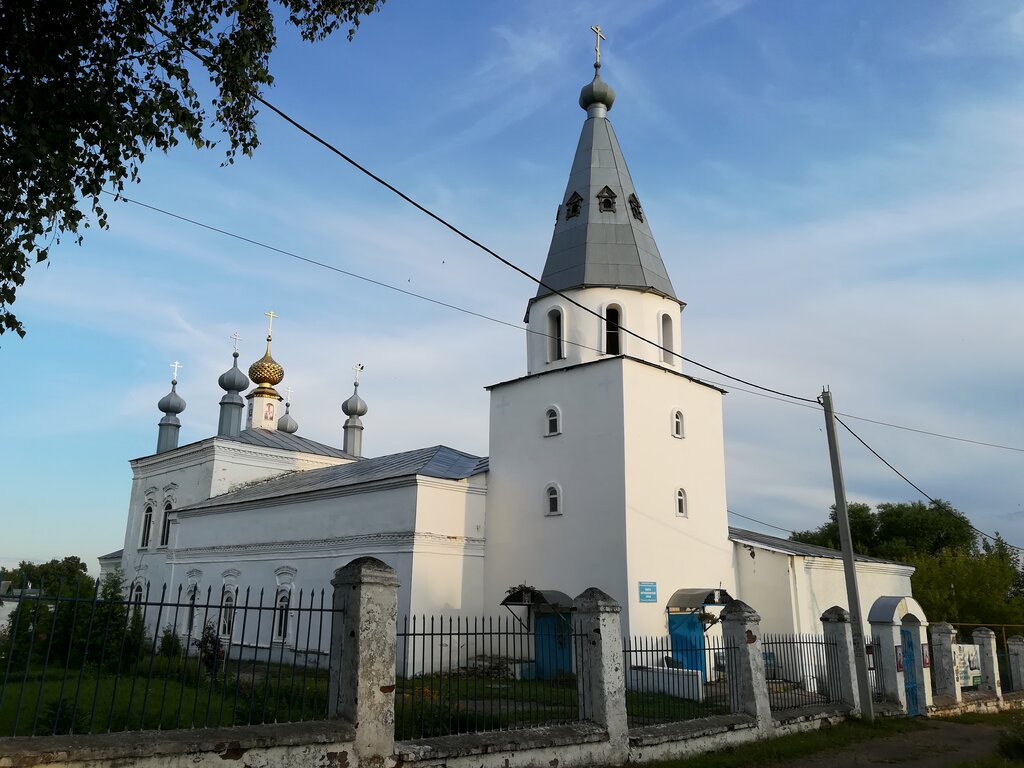 Iglesia ortodoxa Tserkov Bogoyavleniya Gospodnya V Zavolzhske, , foto