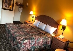 Гостиница University Inn and Suites Tallahassee в Таллахасси