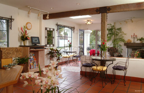 Внешний вид отеля Mason Beach Inn в Санта-Барбаре, фото 3