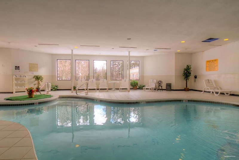 Фото Hotel M Mount Pocono