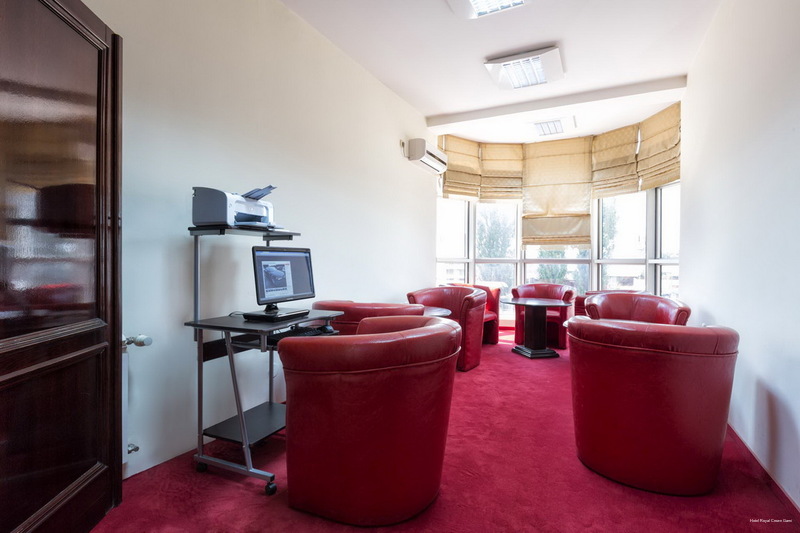 Фото Hotel Garni Royal Crown