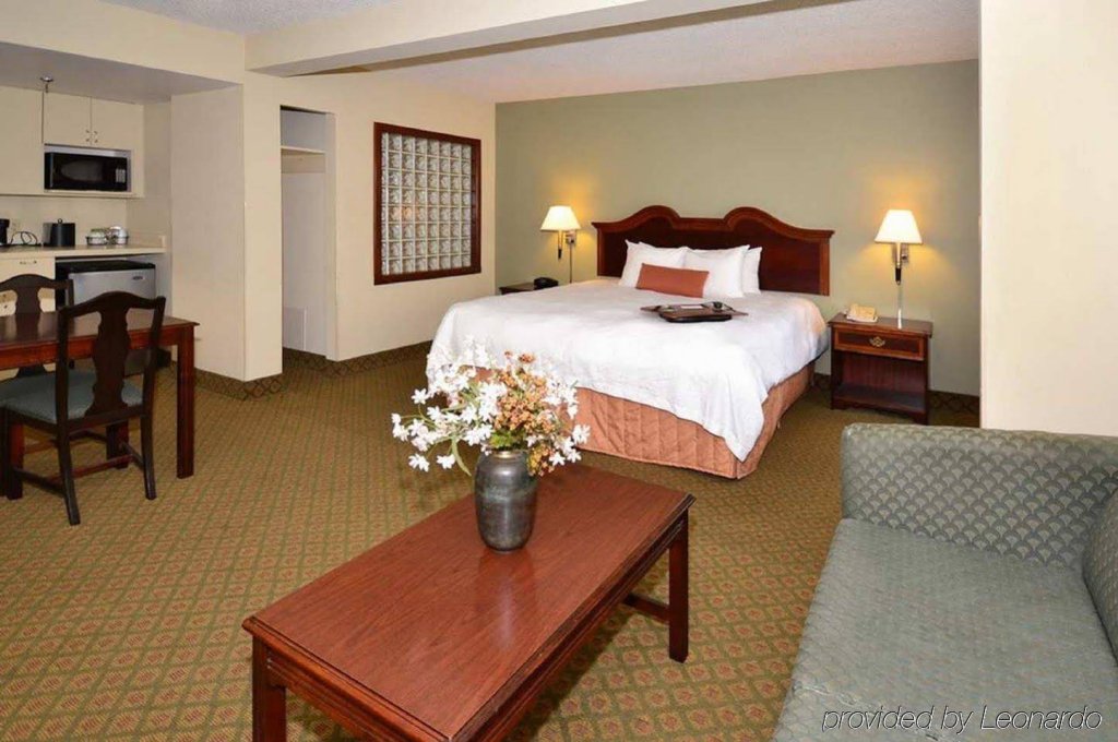 Фото Hampton Inn South Hill