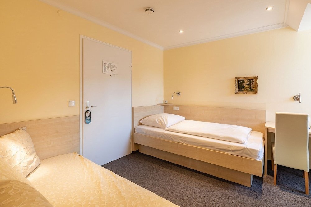 Фото Hotel Uhland