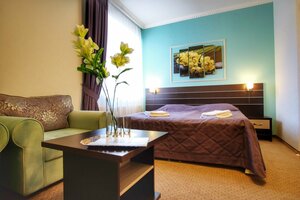 Pavlova Polyana (selo Solyonoye, Oktyabrskaya ulitsa, 1Г), hotel