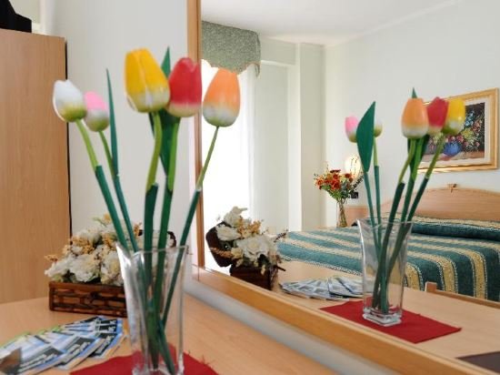 Фото Hotel Garden