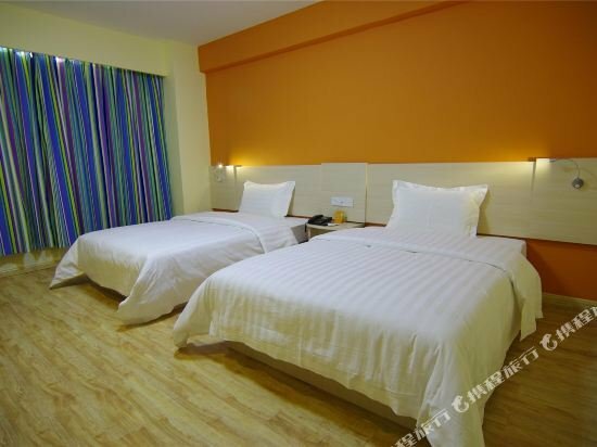 Hotel 7days Inn Zhengzhou Railway Station East Square Ticket Office, Zhengzhou, photo