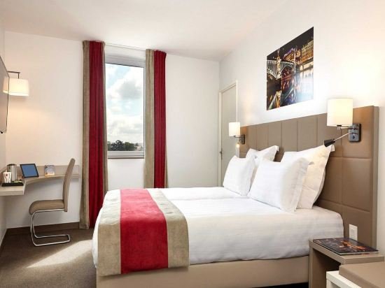 Фото Kyriad Lyon Est - Stadium - Eurexpo