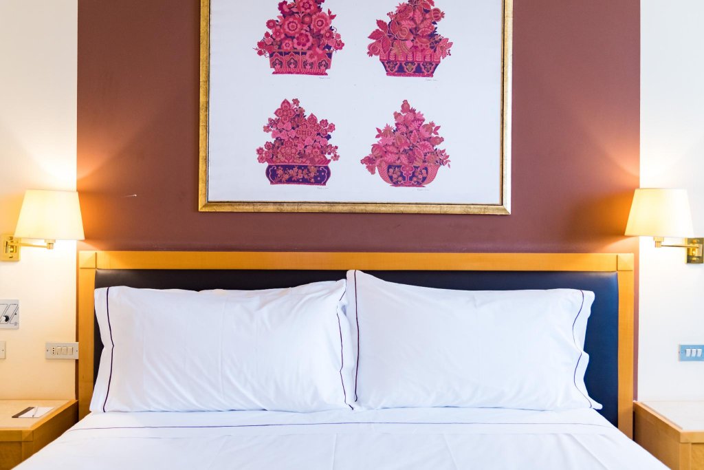 Фото City Life Hotel Poliziano, by R Collection Hotels