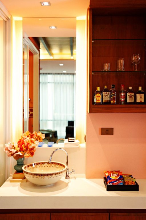 Фото Amber Boutique Silom Hotel