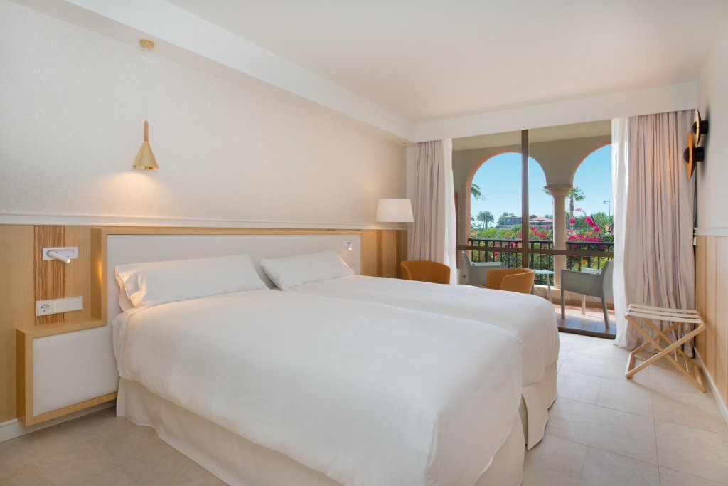 Тенерифе Iberostar Anthelia