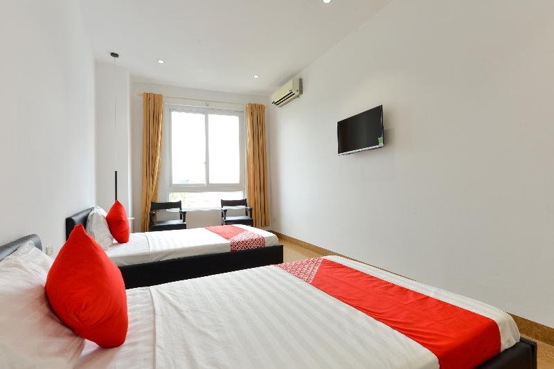 Фото Oyo 276 Bh Hotel