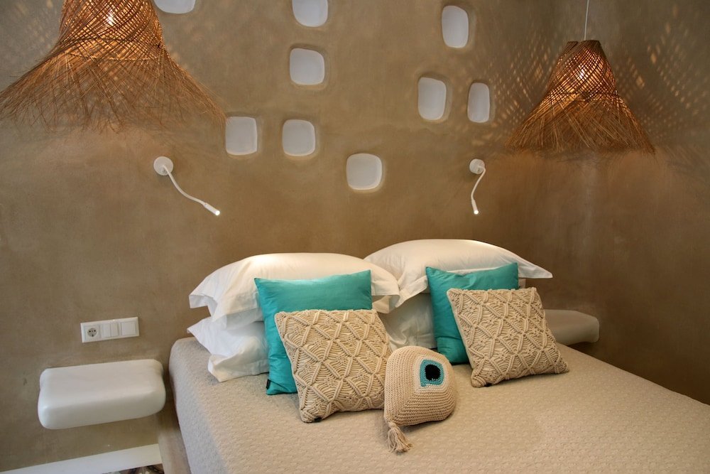 Фото AmazeU Naxos