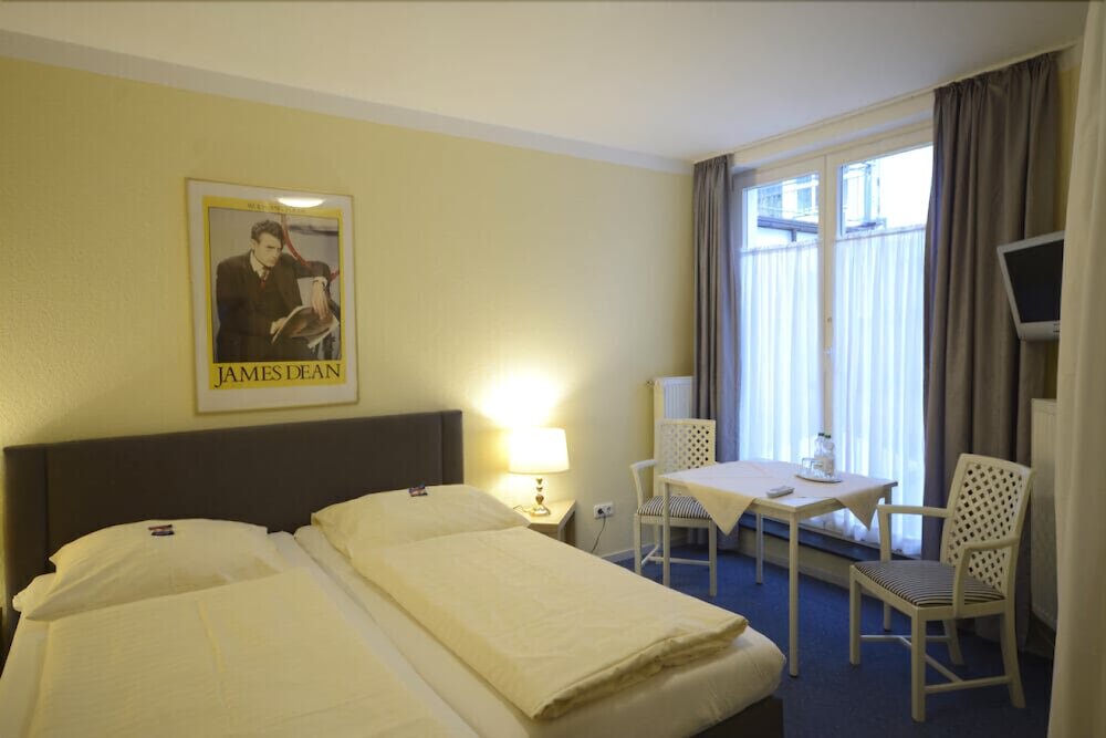 Фото Alpha Hotel-Pension