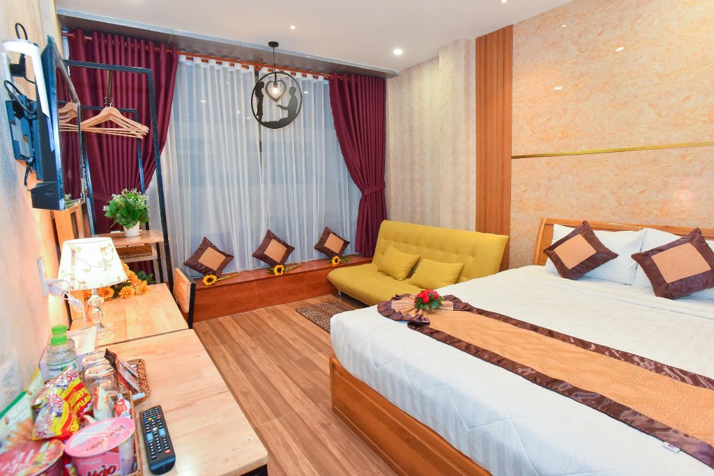 Фото Henry & Iris Hotel