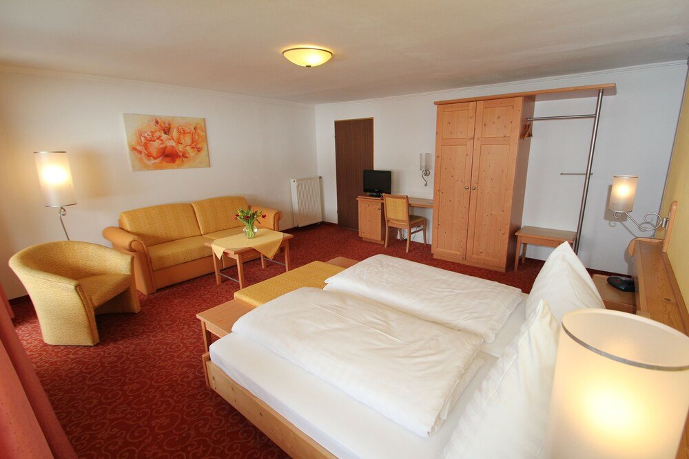 Фото Alpenhotel Garni Weiherbach