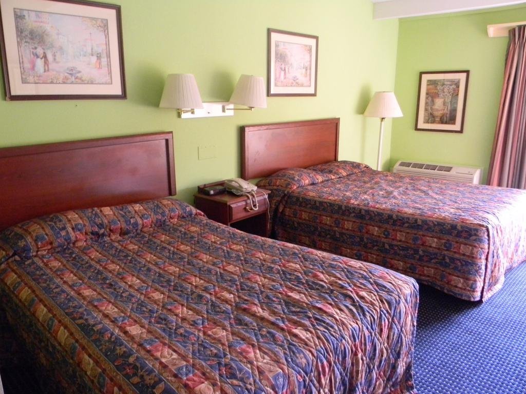 Фото Scottish Inn